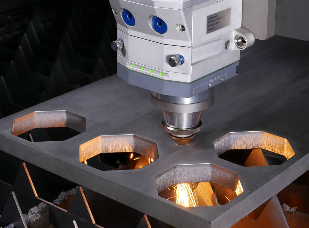 Working principle of fiber laser cutting machine